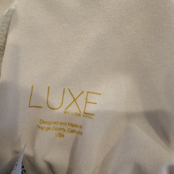 LUXE Bikini top NWT sz 2 - Picture 3 of 6